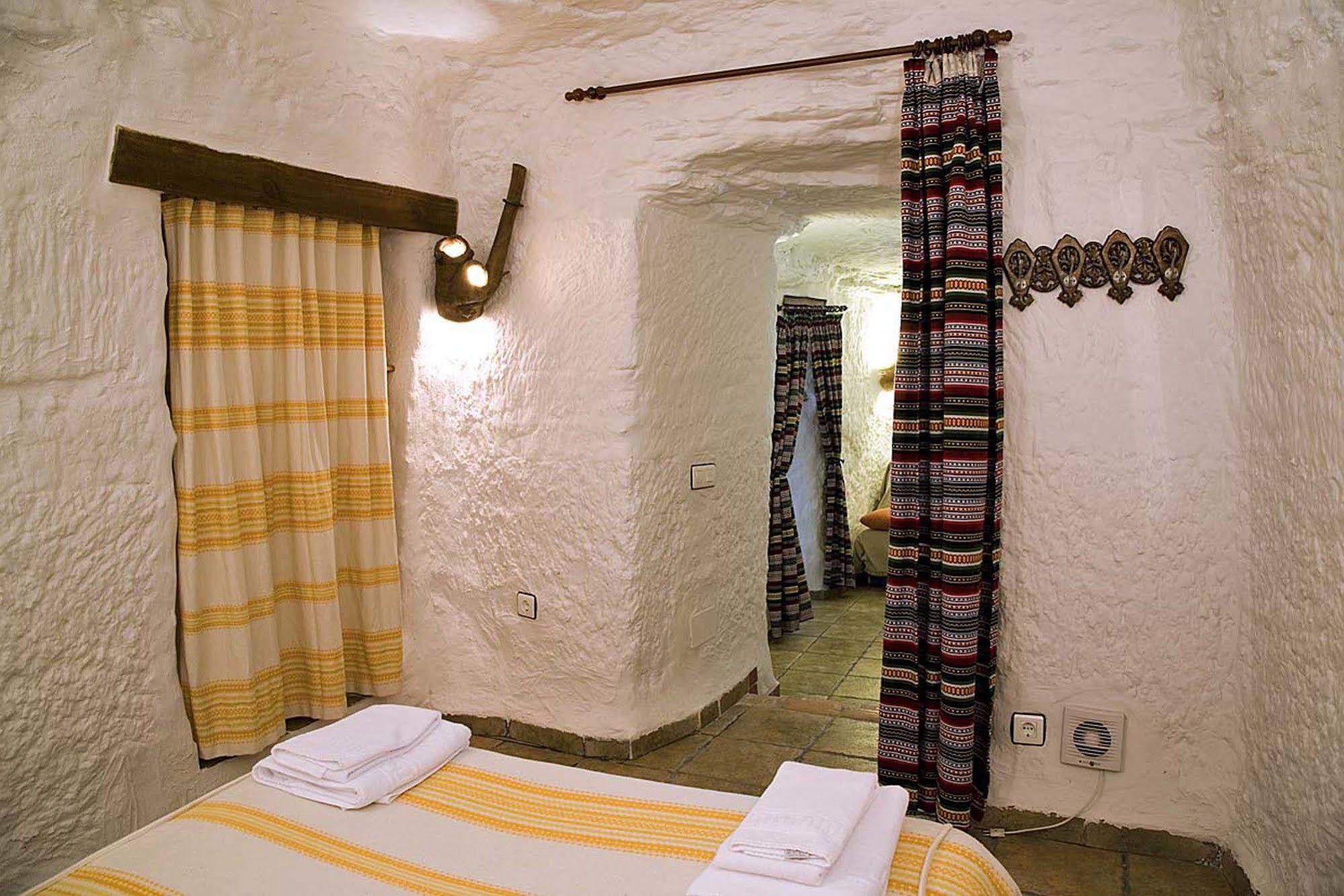 Cuevas La Atalaya Apartamento Huéscar Exterior foto